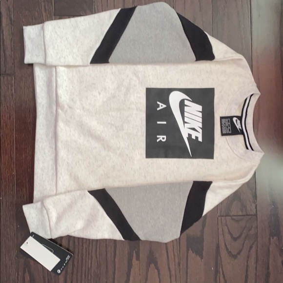 Boys nike kids sweater - Picture 2 of 4